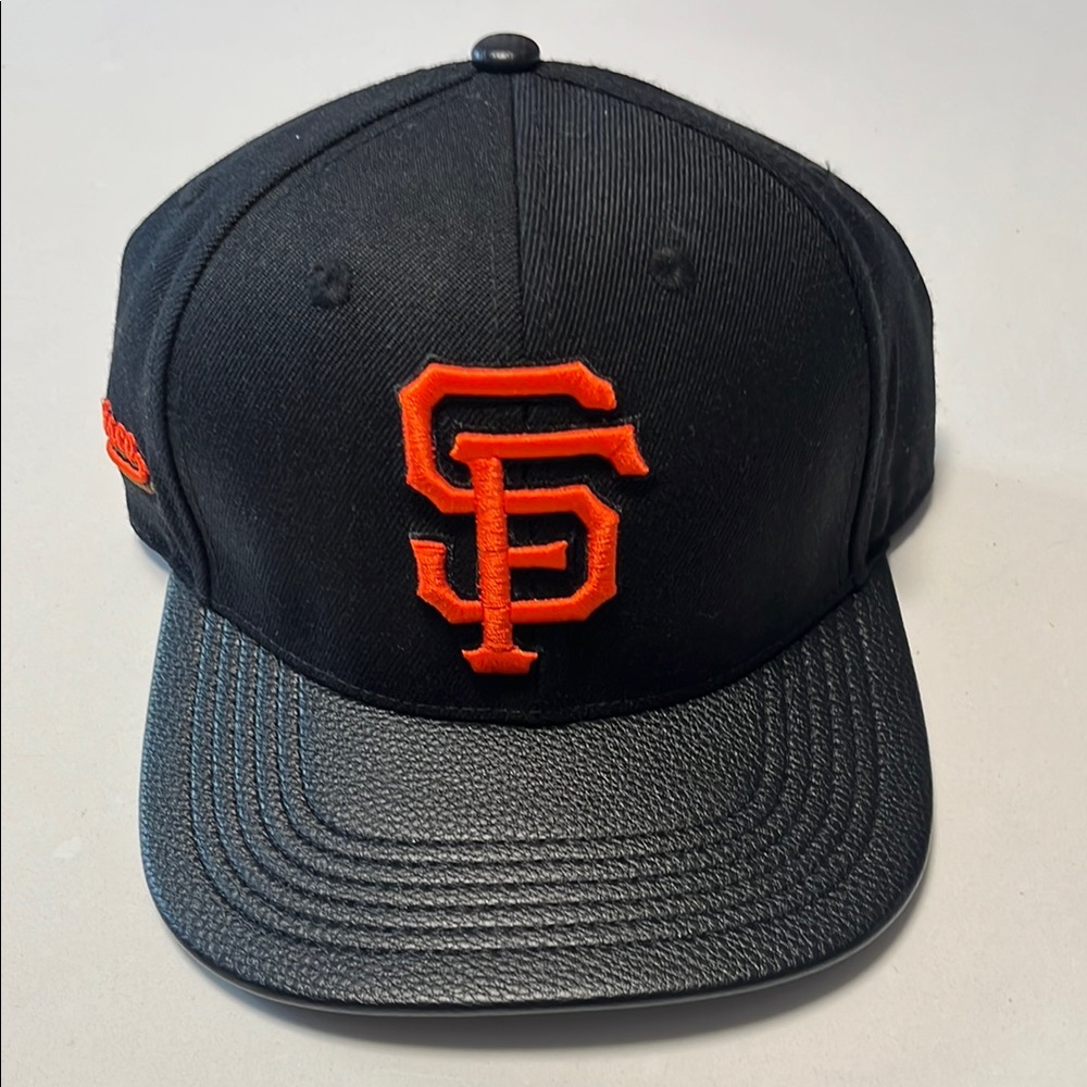 San Francisco Giants Hat with Leather Accents